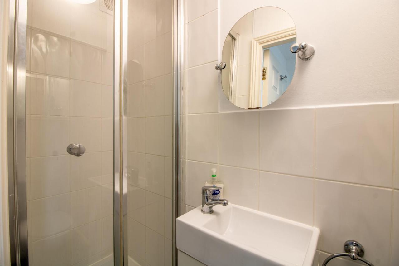 Laurels- 3-Beds, Parking, Short Walk To Beach Torquay Exterior photo
